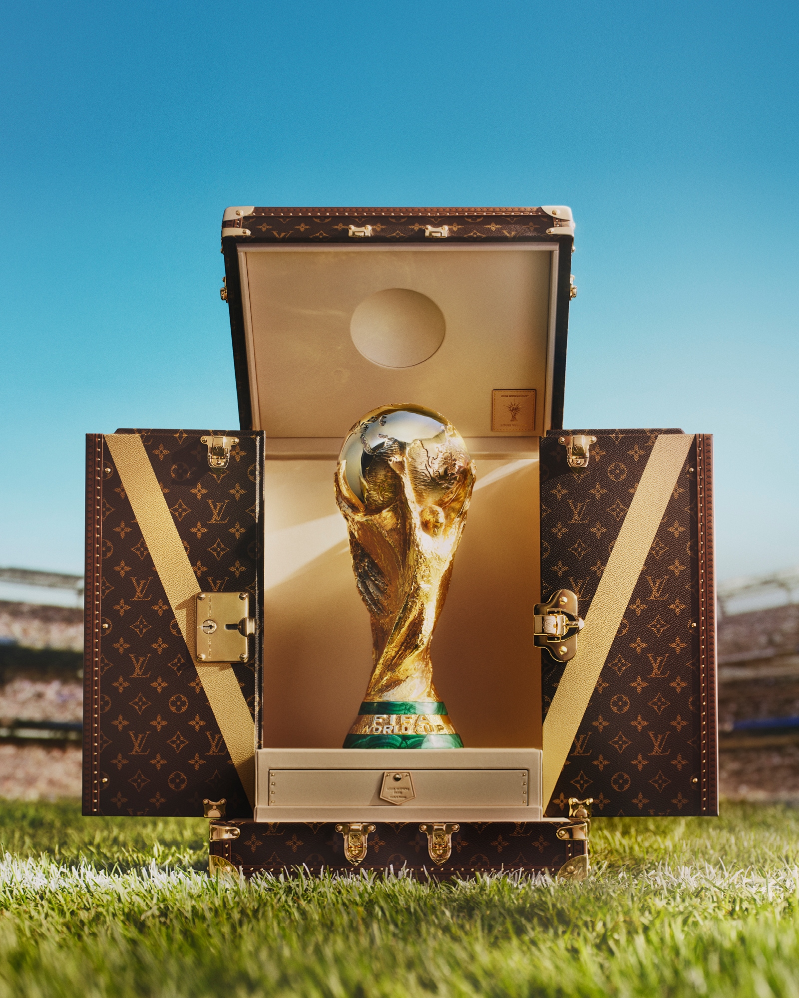 Louis Vuitton and FIFA World Cup™ | LOUIS VUITTON