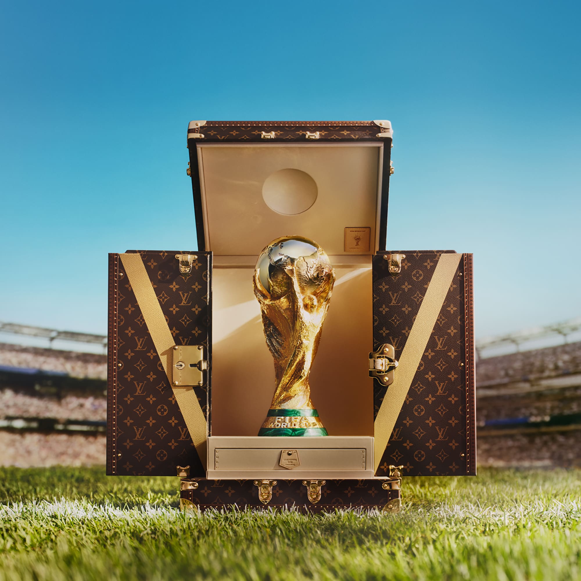 Louis Vuitton and FIFA World Cup™ | LOUIS VUITTON