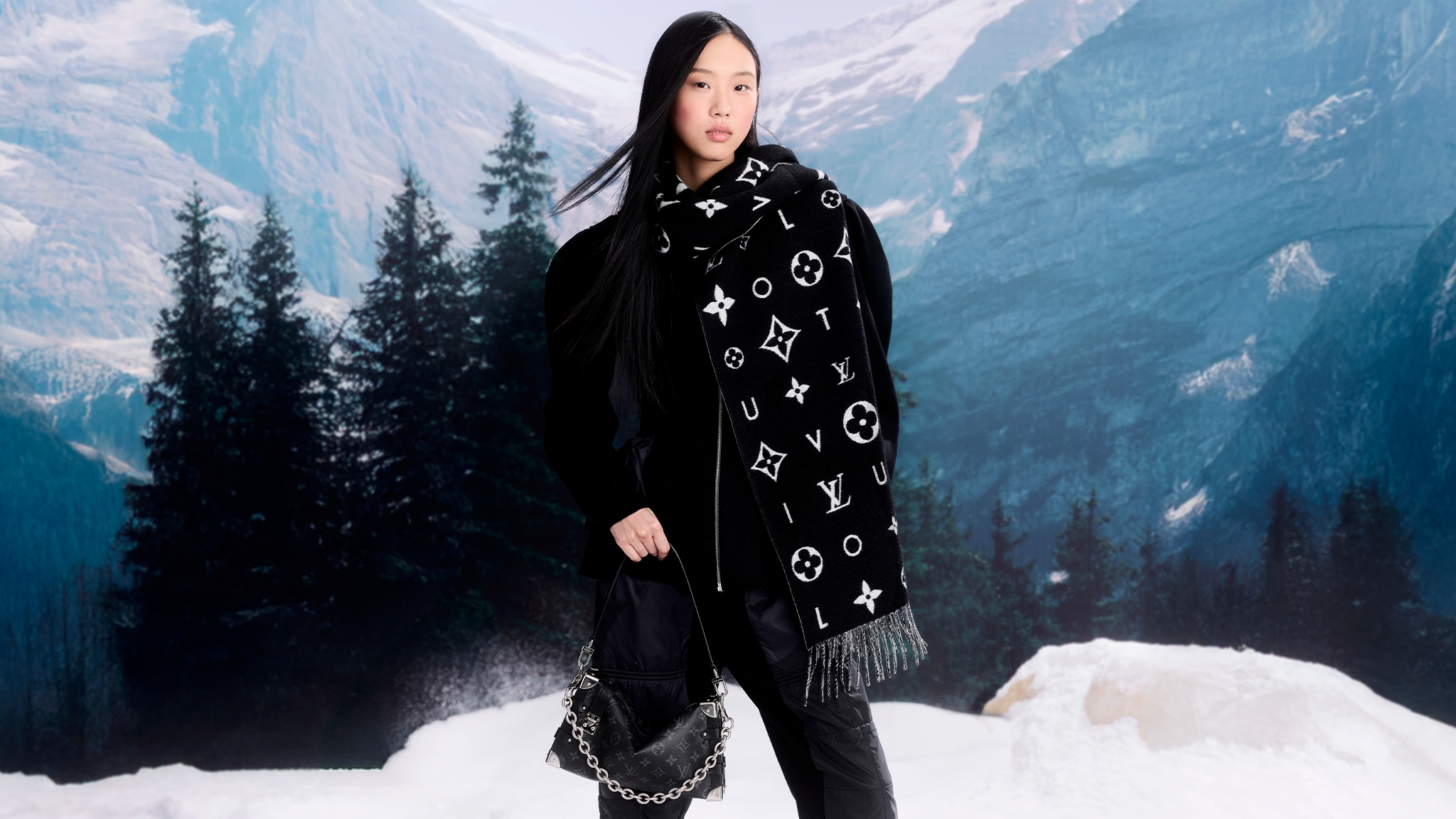 Silk Squares and Bandeaus - Women | LOUIS VUITTON