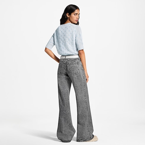 3D Monogram Knit Top in Wanita's Pakaian Atasan dan Baju collections by Louis Vuitton (Perbesar produk)