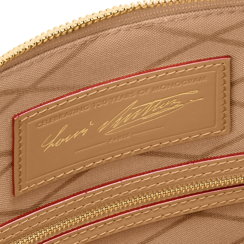 Alma GM Other Monogram Canvas in Tas dan Aksesori Kulit's Tas untuk Wanita LV Icons collections by Louis Vuitton (Perbesar produk)