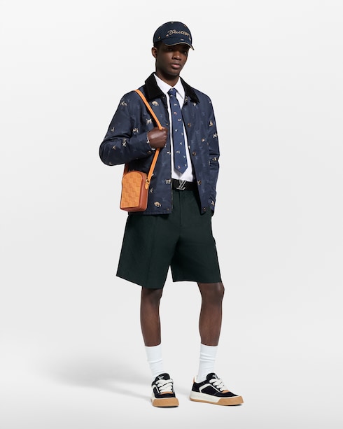 Animal Blason Cap S00 in Pria's Aksesori Topi dan Sarung Tangan collections by Louis Vuitton