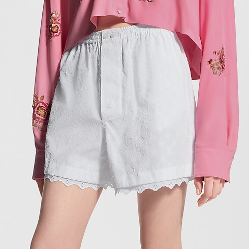 Broderie Trim Shorts in Wanita's Pakaian Rok dan Celana Pendek collections by Louis Vuitton (Perbesar produk)