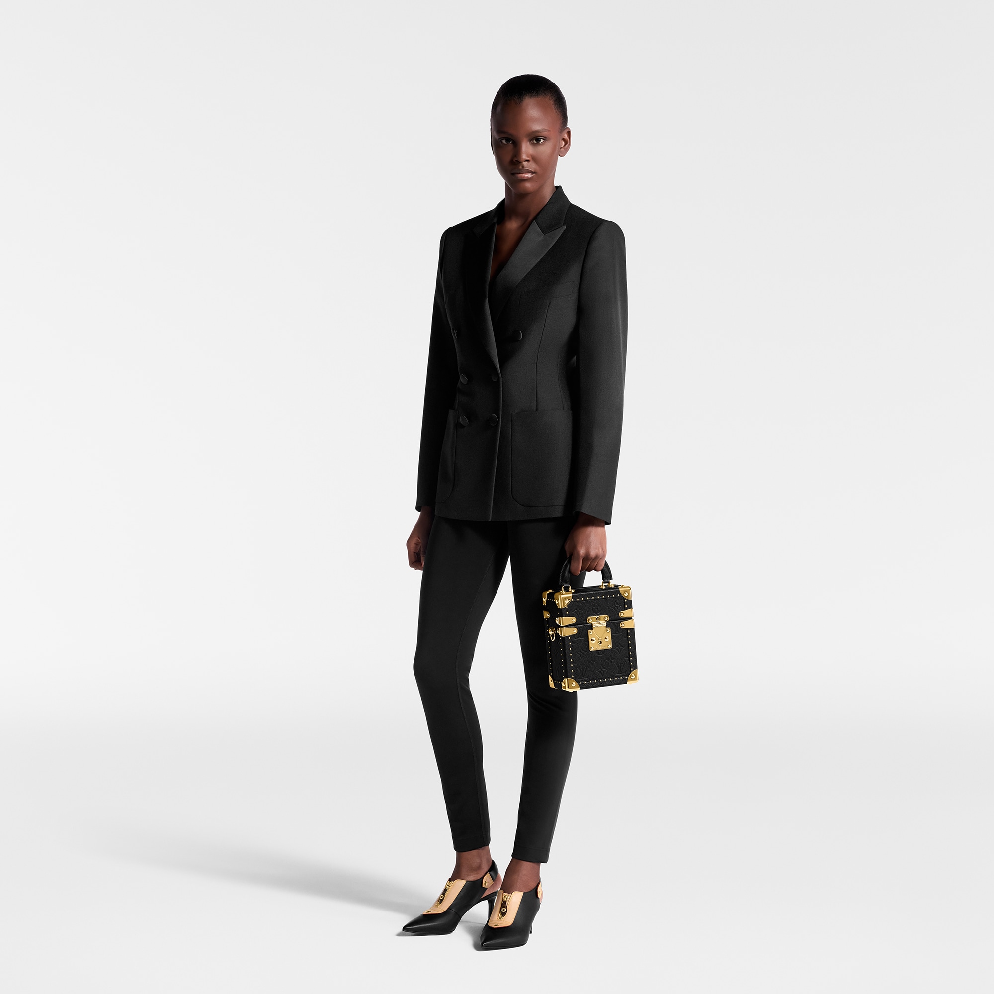 Camera Box Monogram Empreinte Leather in Hadiah dan Personalisasi