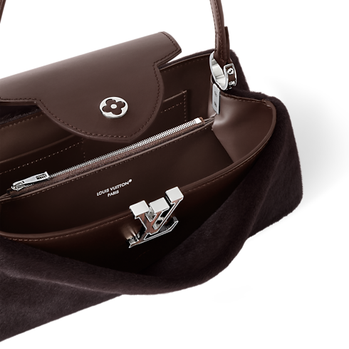 Capucines Edito Capucines in Wanita's Tas Tangan Tas Tangan Untuk Wanita collections by Louis Vuitton (Perbesar produk)