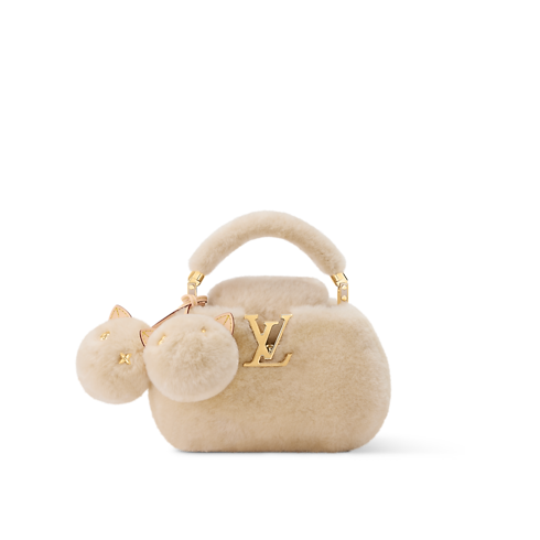 Capusnow Capucines in Women's Handbags Capucines collections by Louis Vuitton (Product zoom)