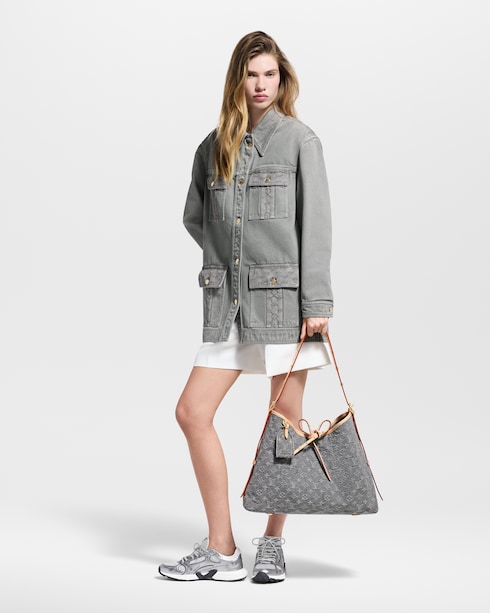CarryAll MM Monogram Denim in 女士's 時尚包款 女生包包總覽 collections by Louis Vuitton