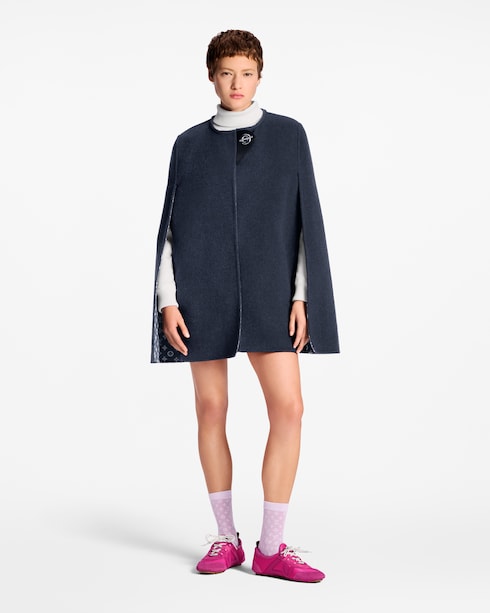 チェーンファスニングケープ ウィメンズ ウェア(洋服)