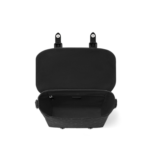 Christopher Messenger Taurillon Monogram in Men's Bags All Bags For Men collections by Louis Vuitton (Product zoom)