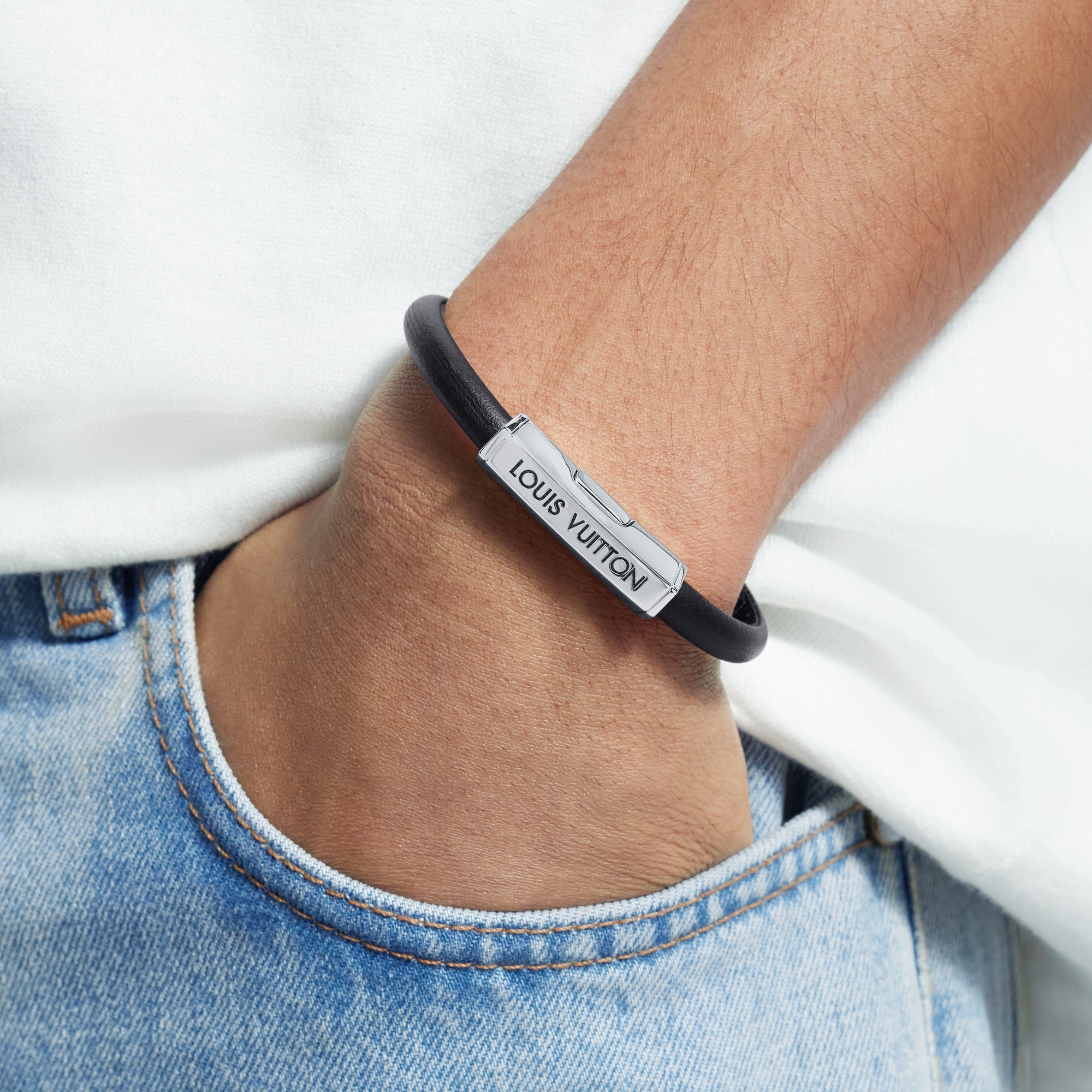 Clip It Bracelet  in Pria