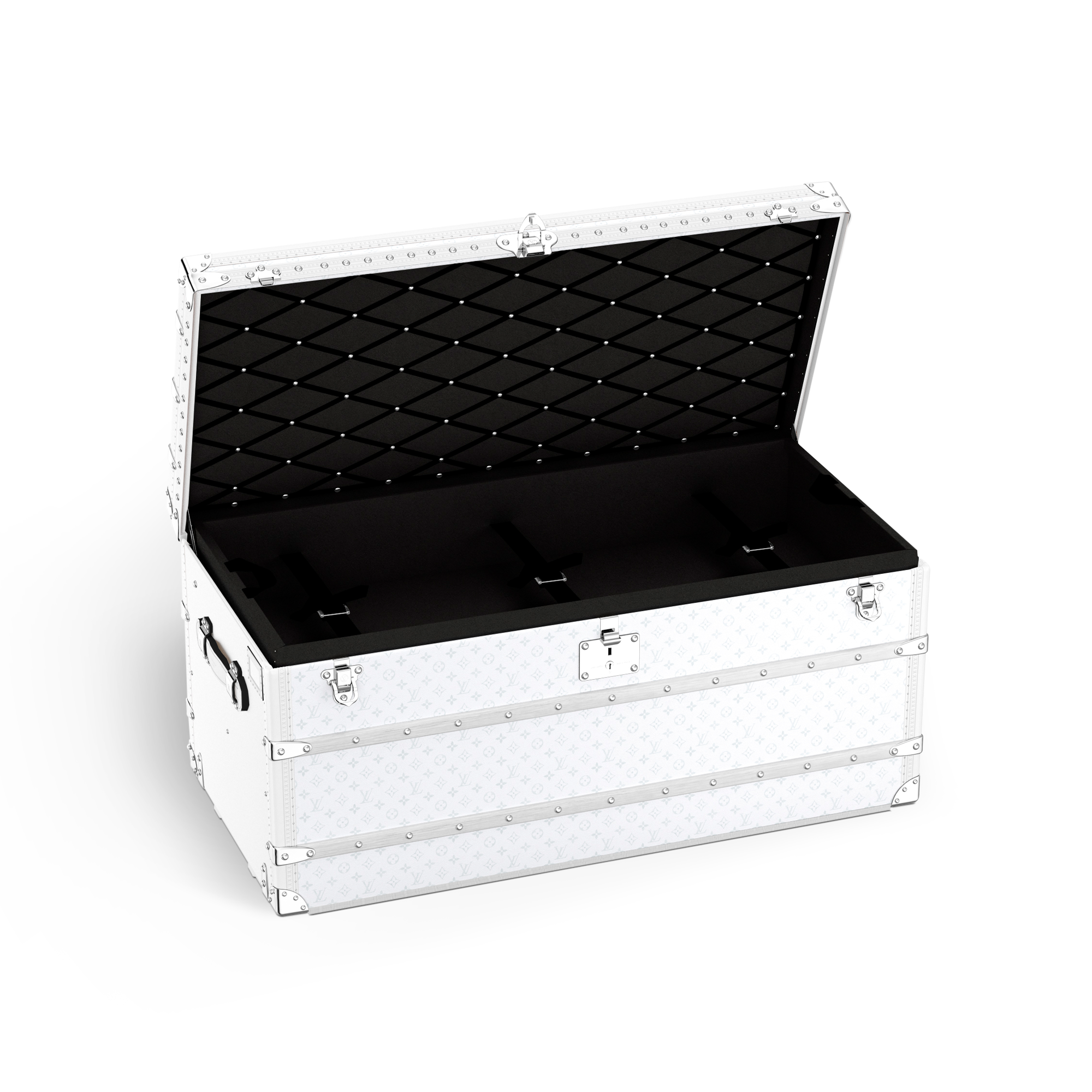 Courrier Lozine 110 Taigarama in Trunks, Travel and Home