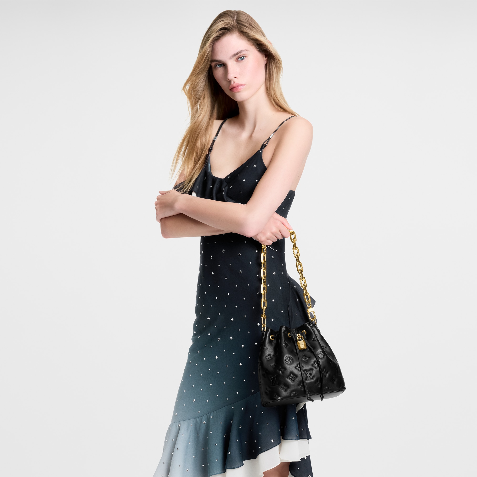 Coussin Bucket H32 in Tas dan Aksesori Kulit