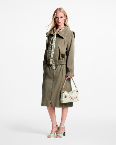 Áo Dài Tay in Đồ Nữ's Trang phục Áo collections by Louis Vuitton