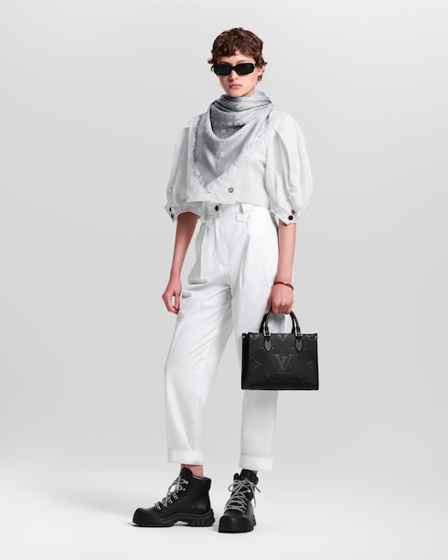 Daily Confidential Bracelet Monogram in Women's Fashion Jewellery Designer Fashion Jewellery collections by Louis Vuitton