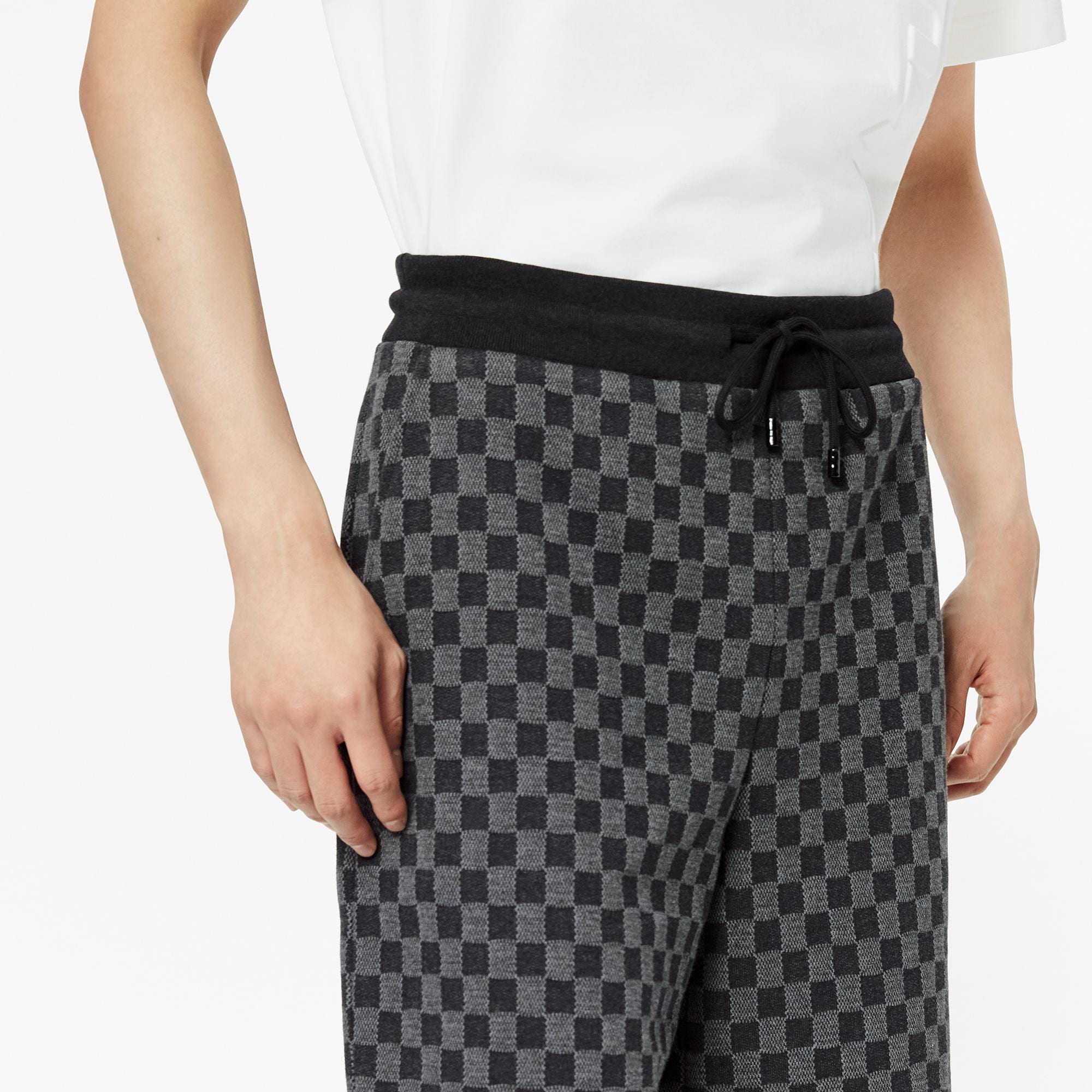 Damier Jacquard Shorts  in Pria