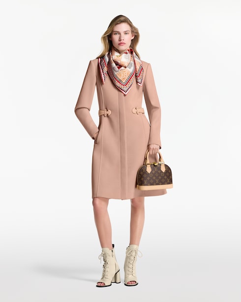 Damiergram Square 90 S00 in Wanita's Aksesori Silk Squares and Bandeaus collections by Louis Vuitton