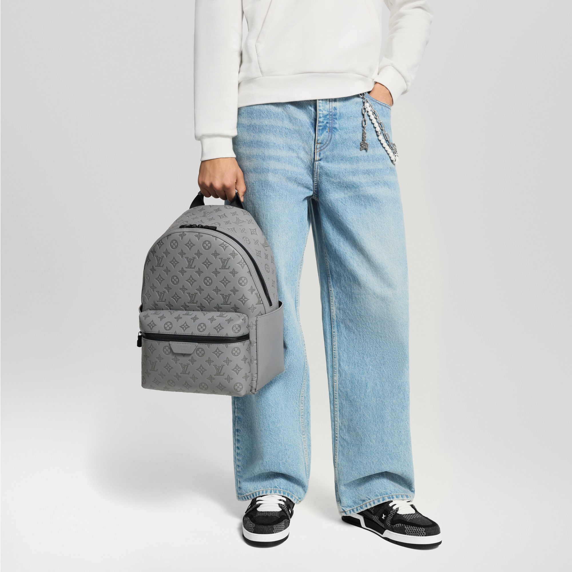 Discovery Backpack Monogram Shadow Leather in Tas dan Aksesori Kulit