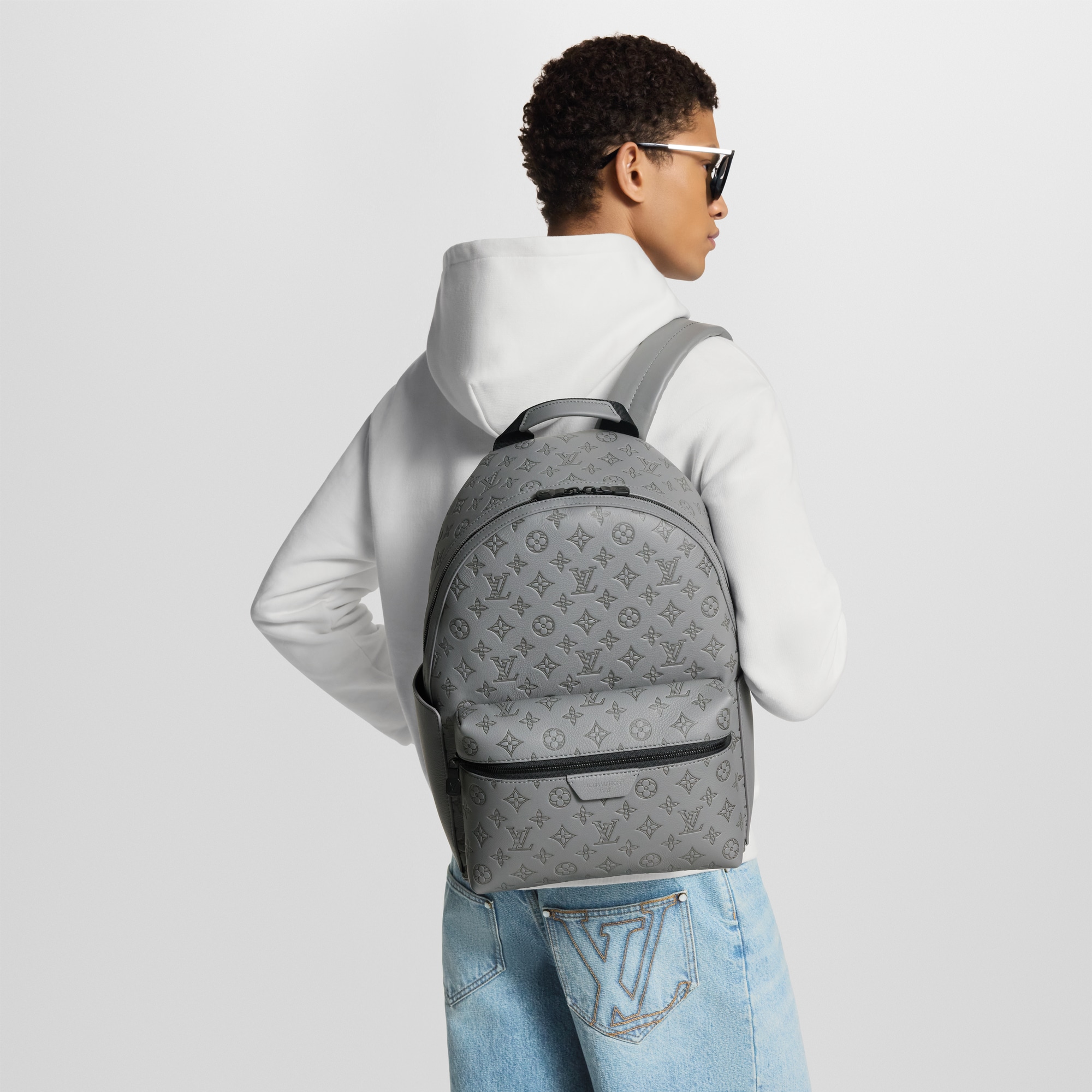 Discovery Backpack Monogram Shadow Leather in Tas dan Aksesori Kulit