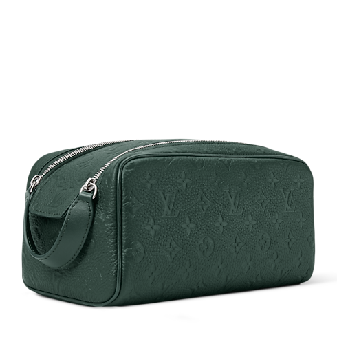 Dopp Kit Taurillon Monogram in Trunks, Travel and Home's Travel Bags and Rolling Luggage Aksesori Travel collections by Louis Vuitton (Perbesar produk)