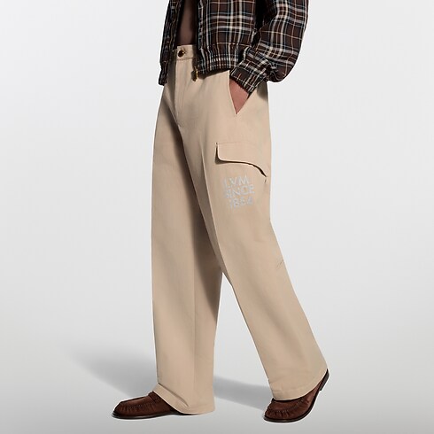Embroidered Cotton Cargo Pants in Pria's Pakaian Celana collections by Louis Vuitton (Perbesar produk)