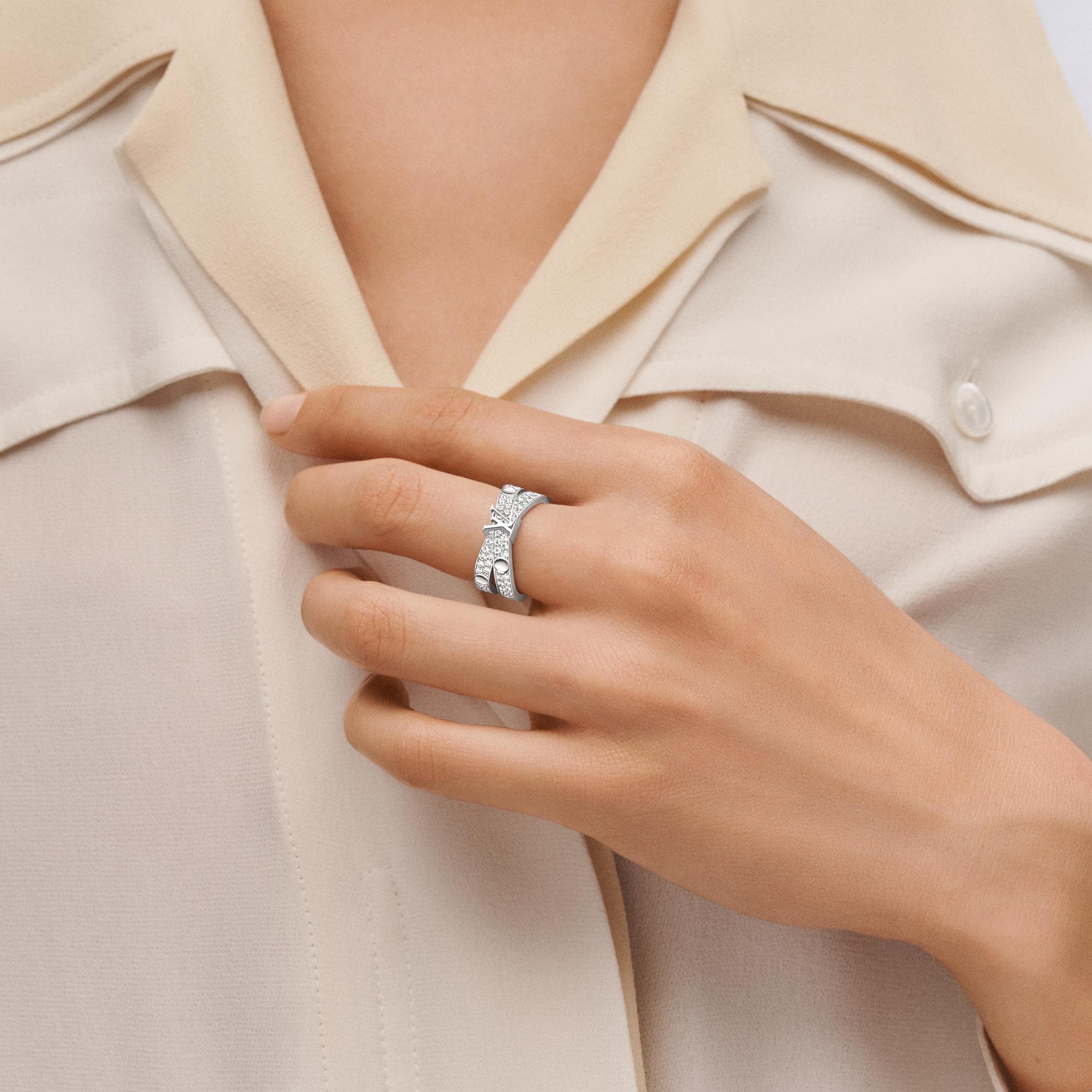 Empreinte Double Ring, White Gold and Diamonds  in Perhiasan