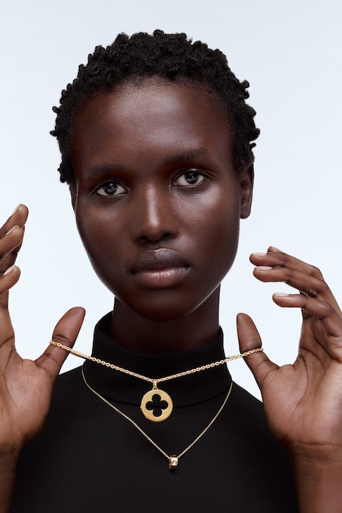 Empreinte Medallion, Yellow Gold in Jewellery's Categories Necklaces and Pendants collections by Louis Vuitton