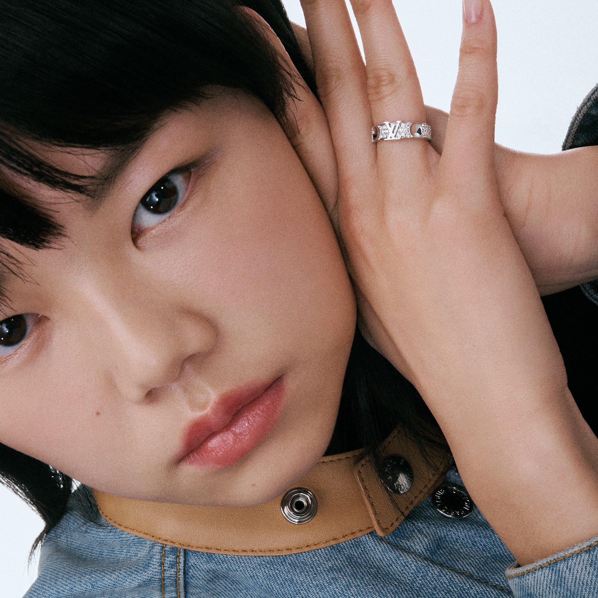 Empreinte Medium Ring, White Gold and Diamonds  in Perhiasan