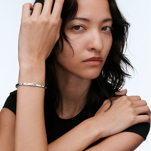 Empreinte Small Bangle, White Gold in Jewelry's Categories Bracelets collections by Louis Vuitton (Product zoom)