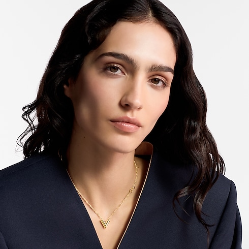 Essential V Necklace . in Women's Fashion Jewelry All Fashion Jewelry collections by Louis Vuitton (Product zoom)