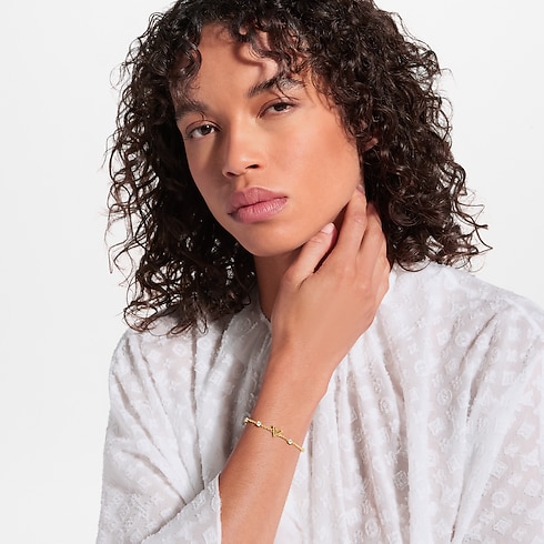 Essential V Strass PM Bracelet . in Women's Fashion Jewelry Bracelets collections by Louis Vuitton (Product zoom)