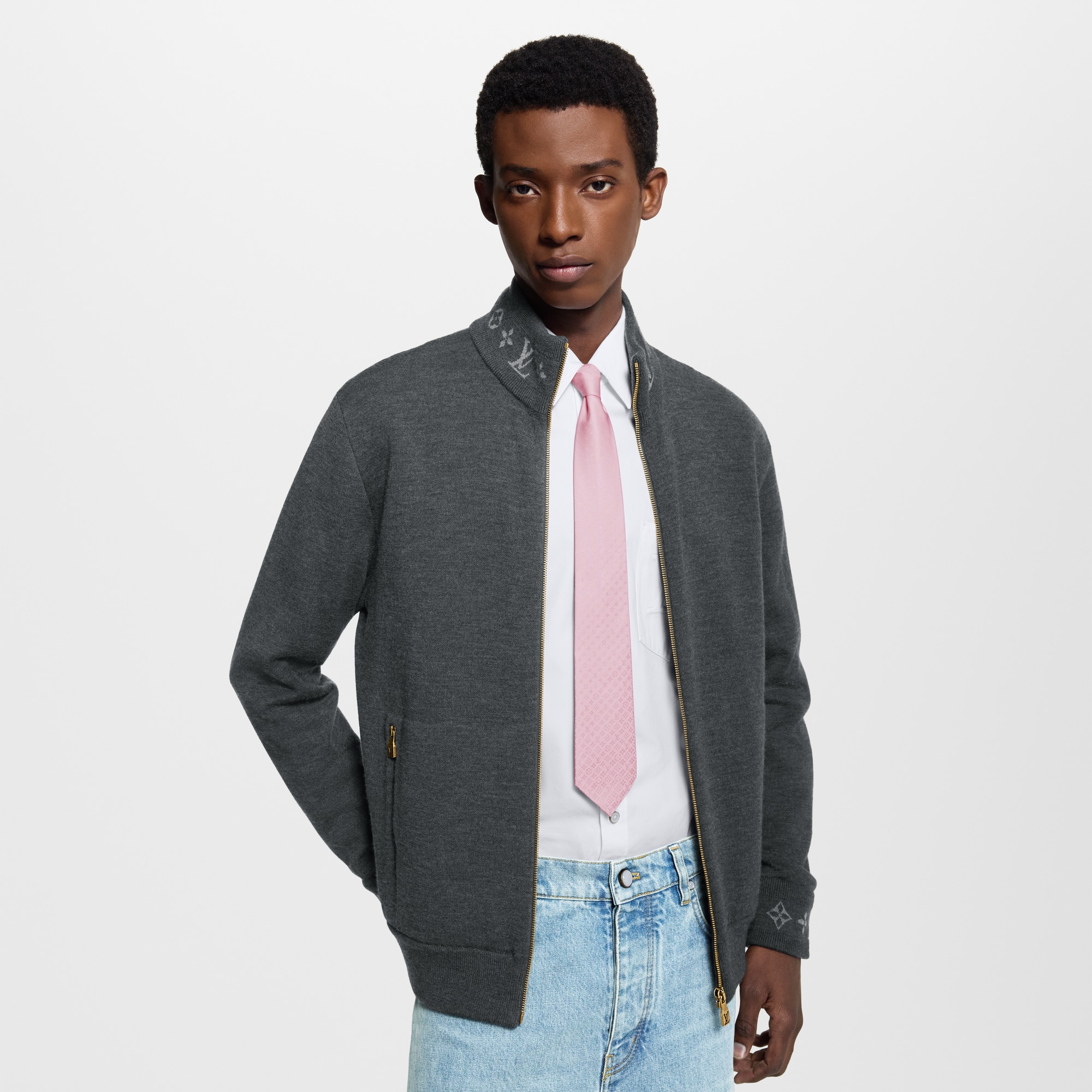 Fading Monogram Tie S00 in Pria