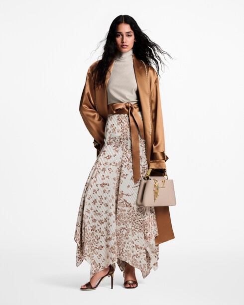 Váy in Đồ Nữ's Trang phục Váy và Quần ngắn collections by Louis Vuitton