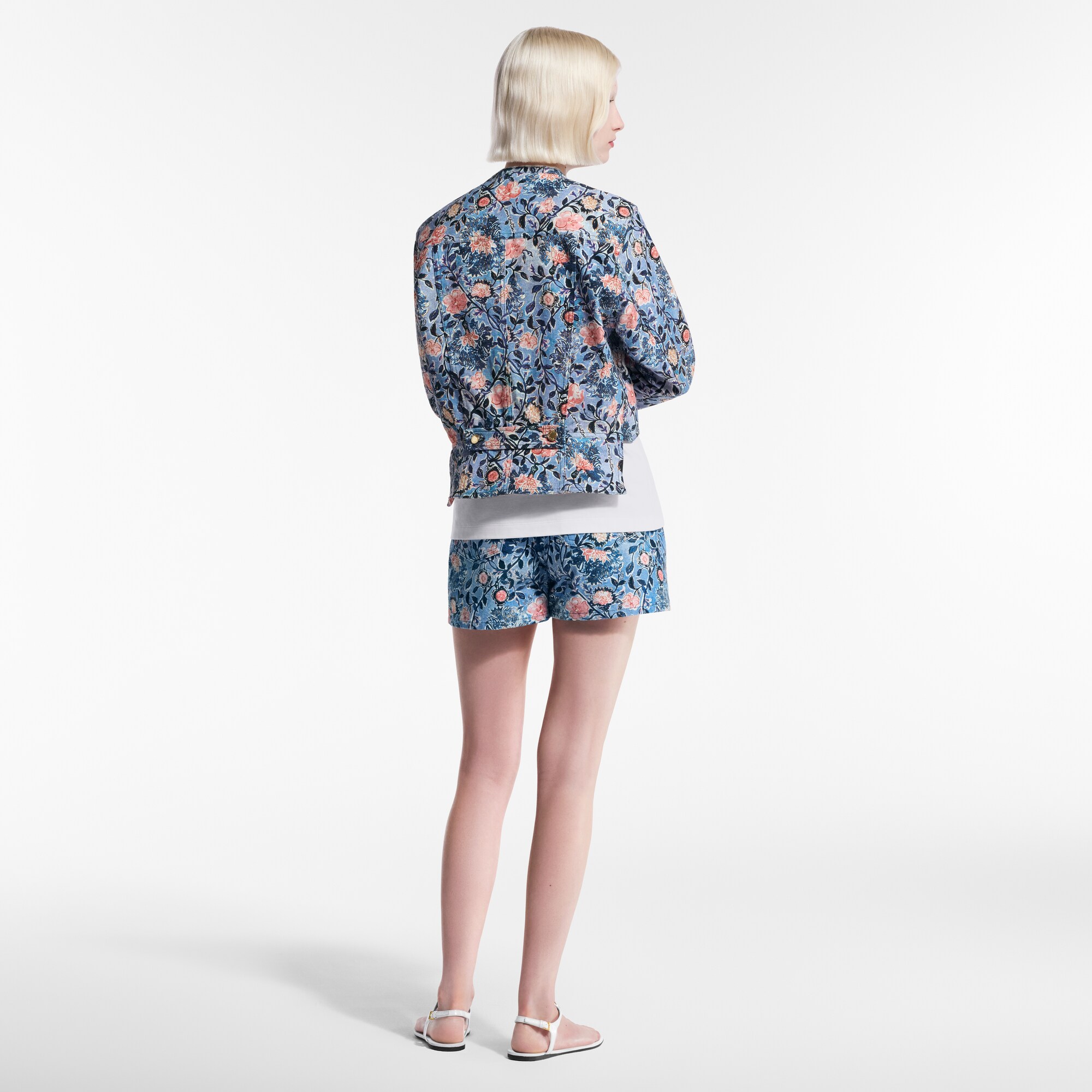 Floral Vine Shorts  in Wanita