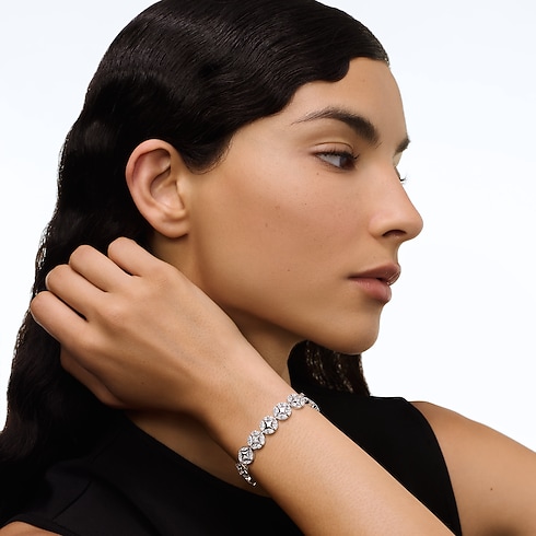 Galaxie Bracelet, White Gold & Diamonds in Les Extraordinaires's Perhiasan Gelang collections by Louis Vuitton (Perbesar produk)