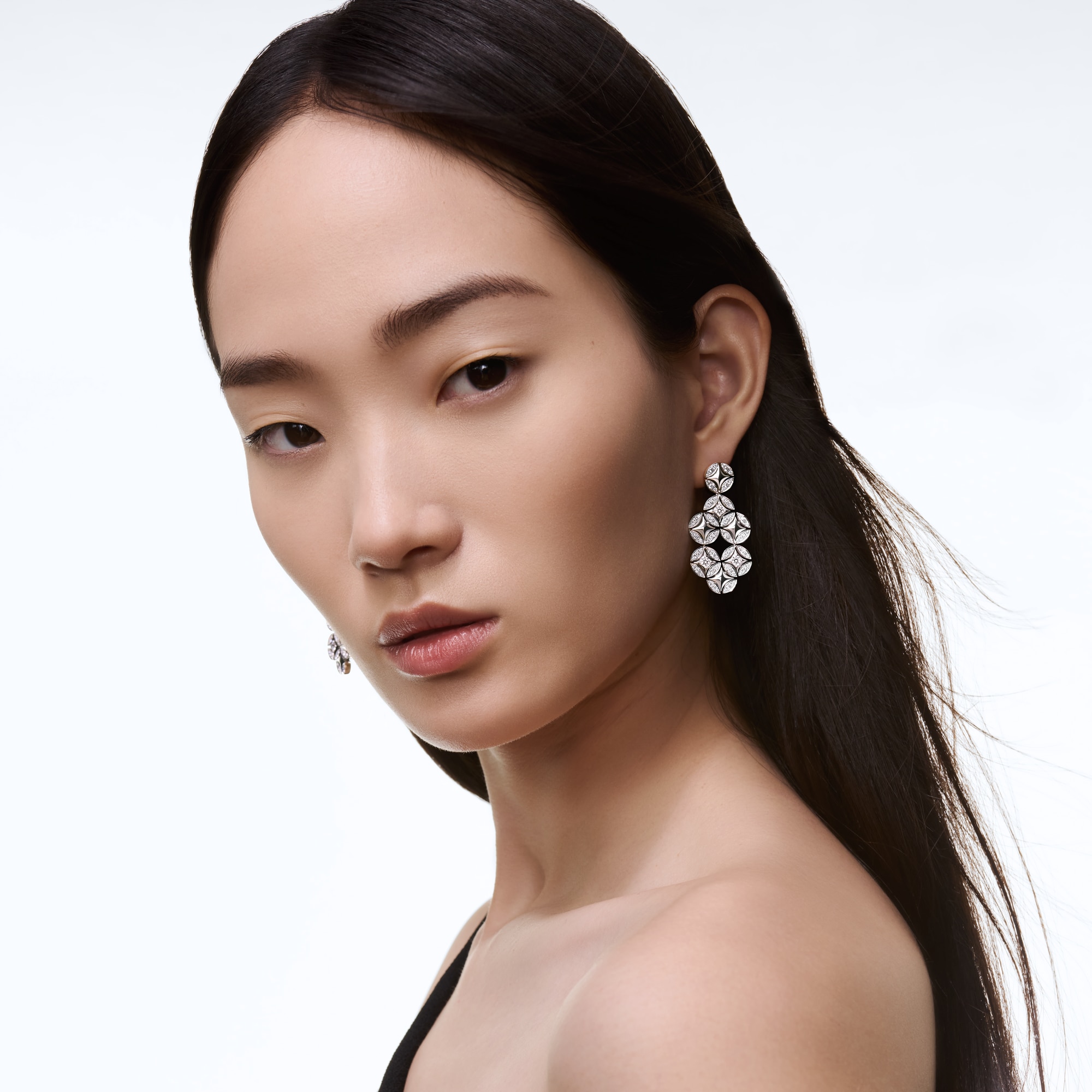 Galaxie Earrings, White Gold & Diamonds  in Les Extraordinaires