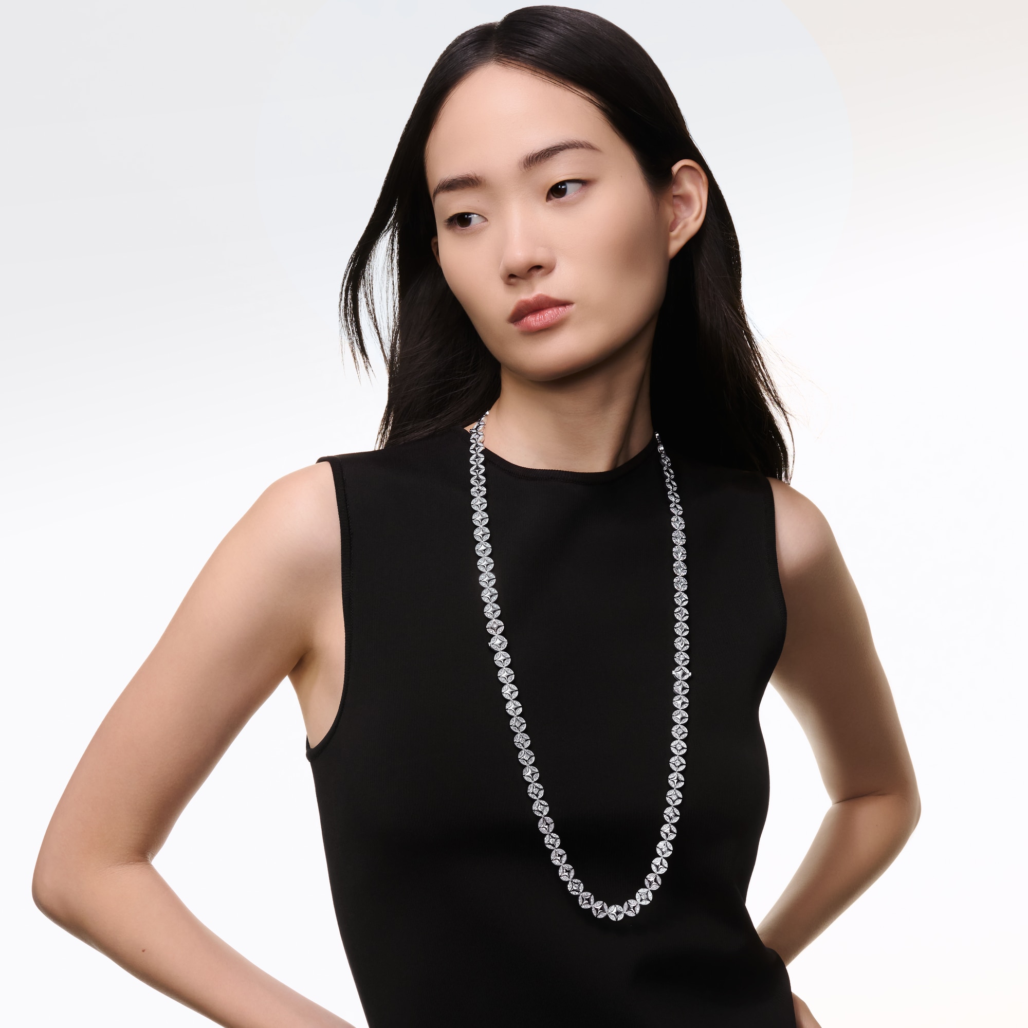 Galaxie Sautoir, White Gold & Diamonds  in Les Extraordinaires