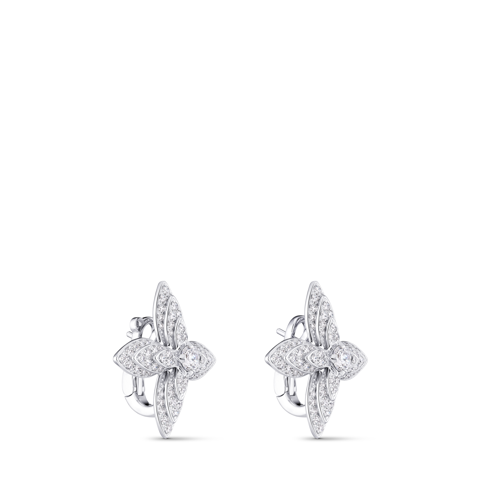 Idylle Blossom Earrings, White Gold & Diamonds  in Les Extraordinaires