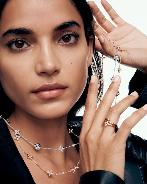 Idylle Blossom Multi-Motif Long Necklace, Pink Gold and Diamonds in Perhiasan's Kategori Kalung dan Liontin collections by Louis Vuitton