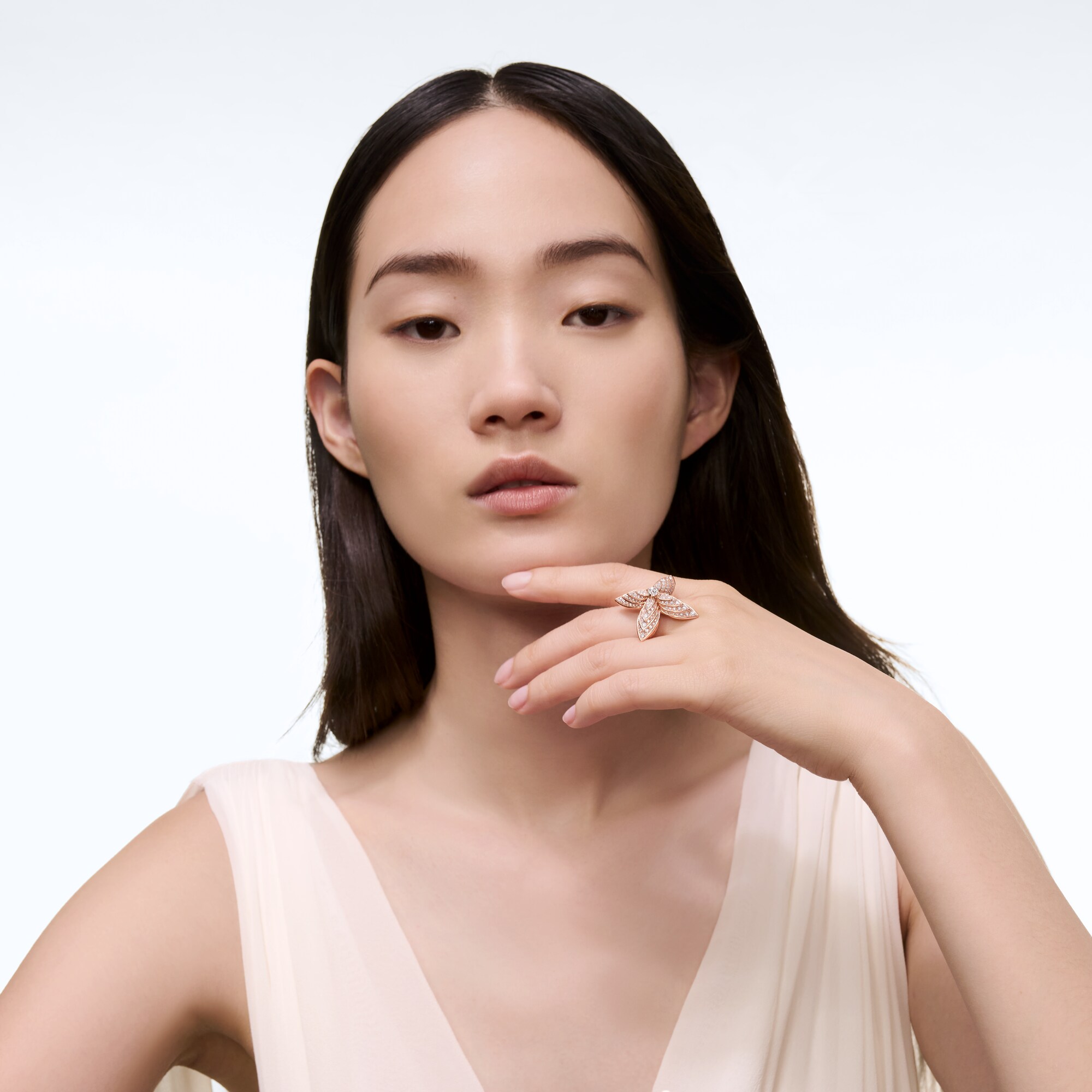 Idylle Blossom Ring, Pink Gold and Diamonds  in Les Extraordinaires