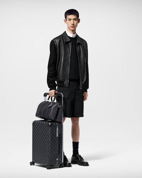 Túi Keepall Bandoulière 35 Monogram Eclipse in Đồ Nam's Túi All Collections collections by Louis Vuitton