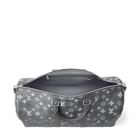 Keepall Bandoulière 50 Monogram Shadow in Trunk dan Tas Travel's Tas Travel Semua Koleksi collections by Louis Vuitton (Perbesar produk)