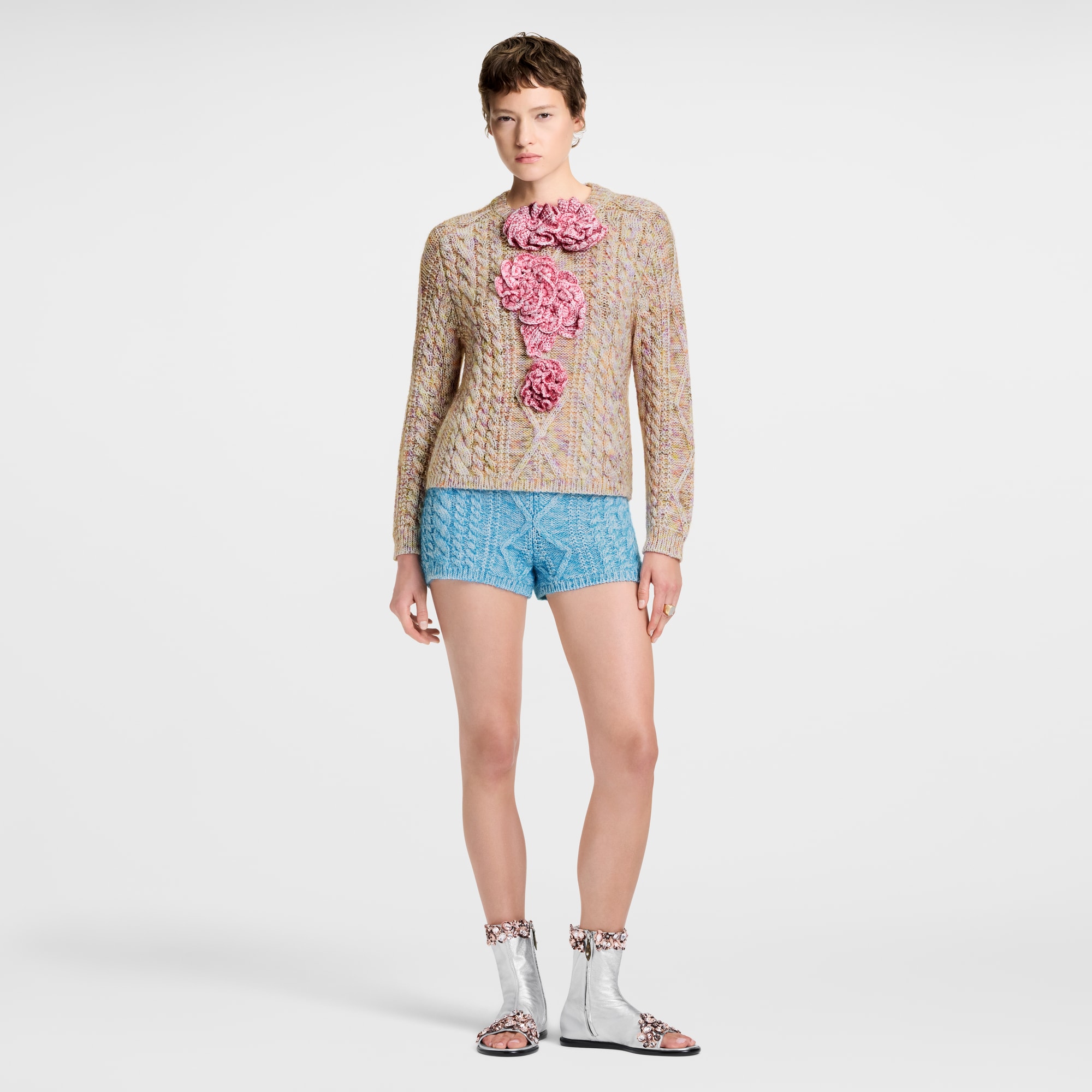 Knitted Flower Front Pullover  in Wanita