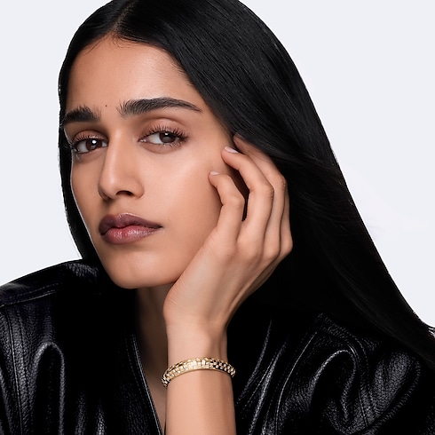 Le Damier de Louis Vuitton Double Row Bracelet, Yellow Gold and Diamonds in Perhiasan's Kategori Gelang collections by Louis Vuitton (Perbesar produk)