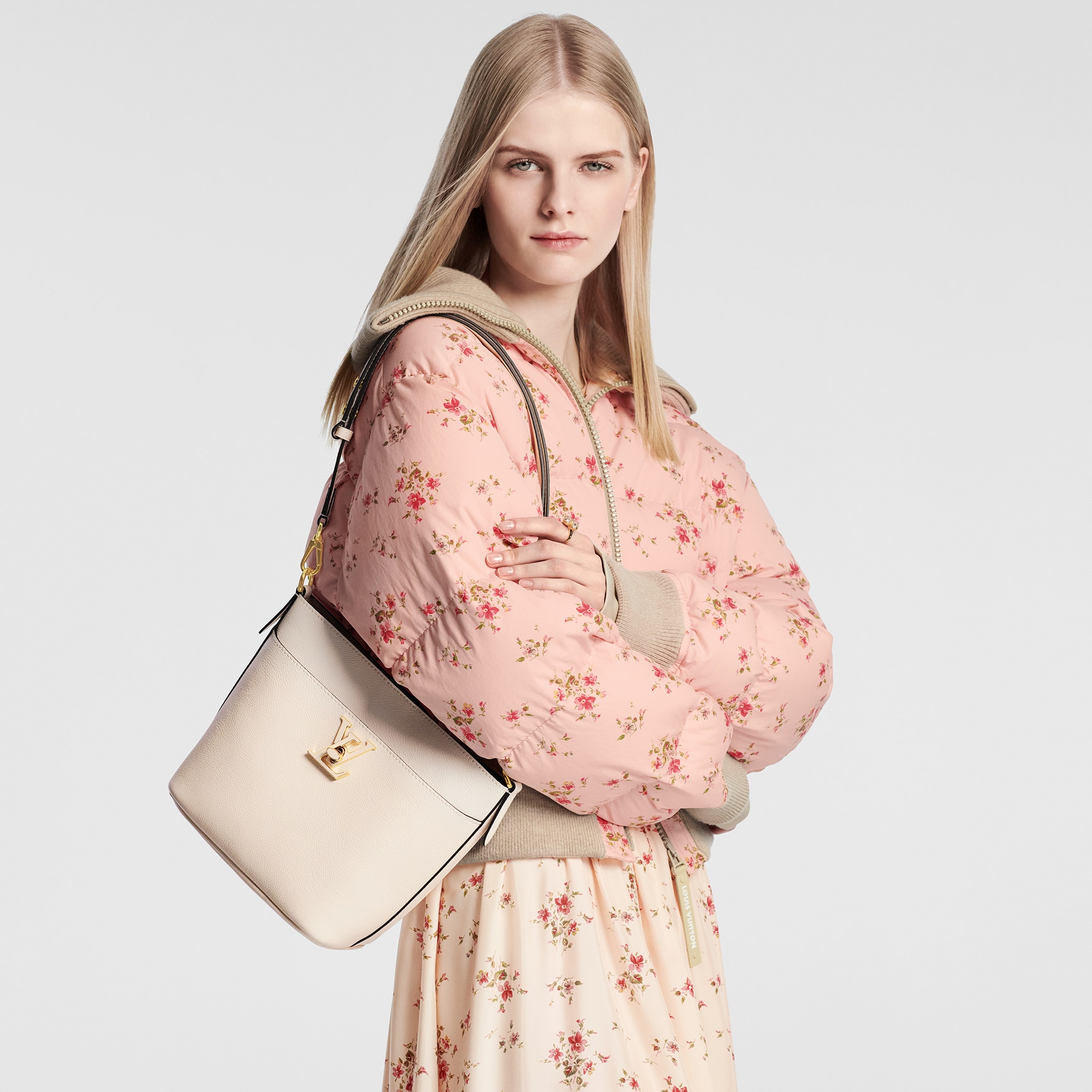 Lock and Walk Lockme in Wanita