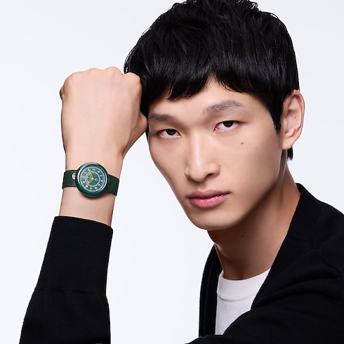 Louis Vuitton Monterey, Automatic, 37mm, Ceramic and steel in Jam Tangan's Semua Koleksi } collections by Louis Vuitton (Perbesar produk)