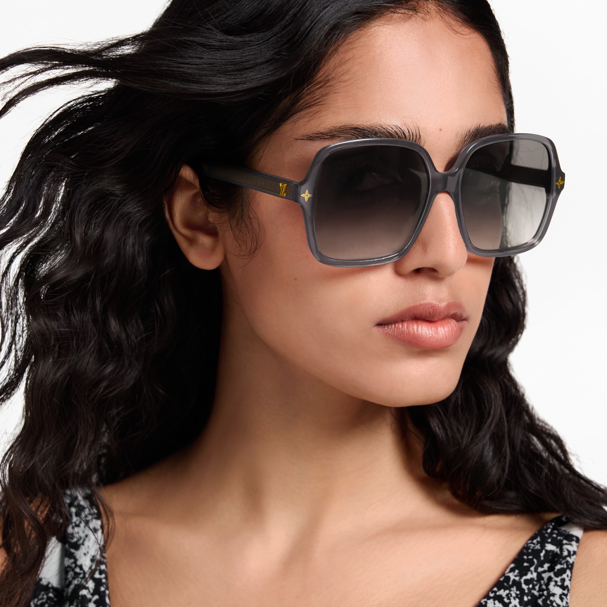 LV Aura Square Sunglasses S00 in Wanita