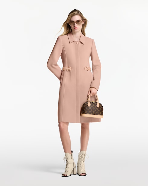 LV Aura Square Sunglasses S00 in Wanita's Aksesori Sunglasses collections by Louis Vuitton