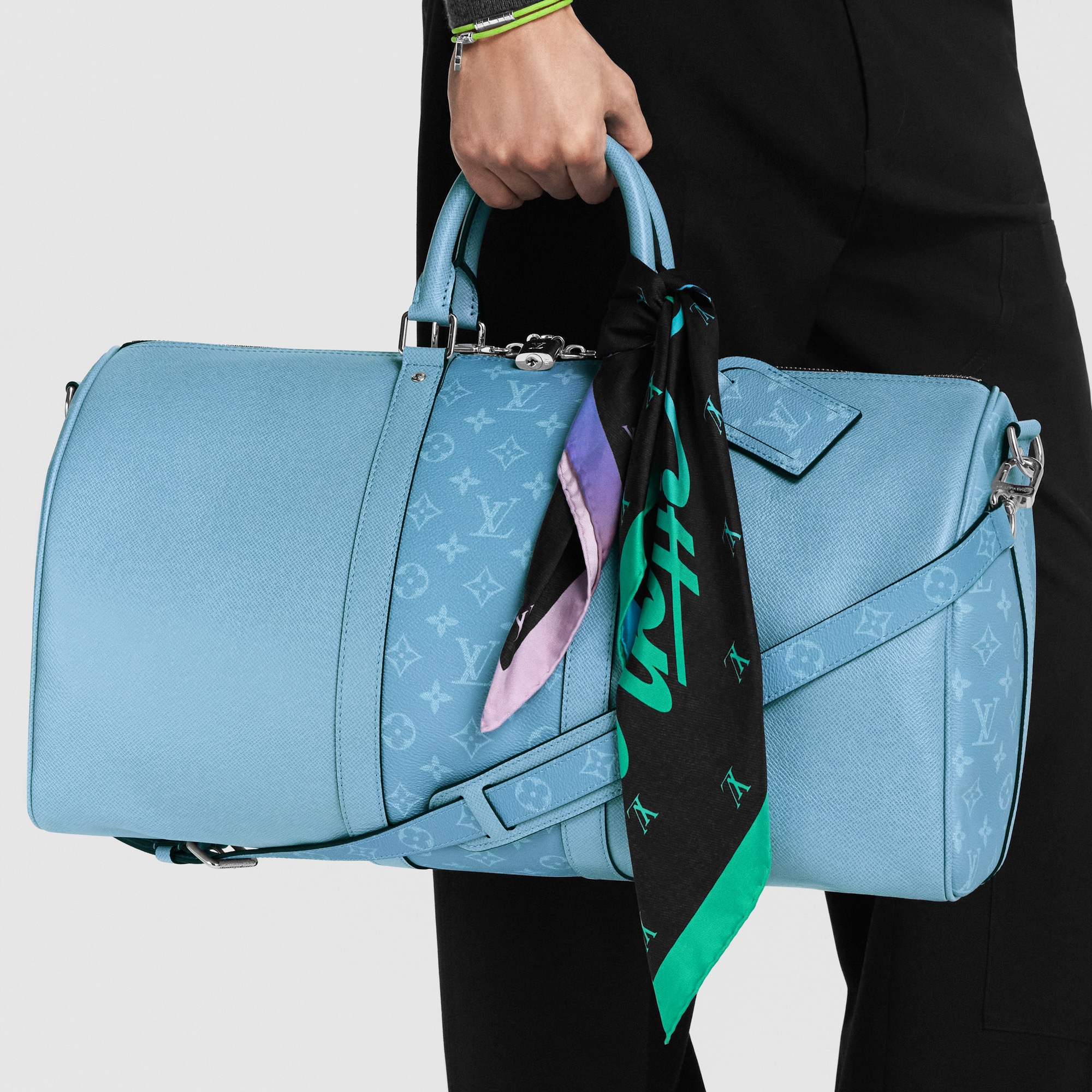 LV Blason Shading Bandana S00 in Pria