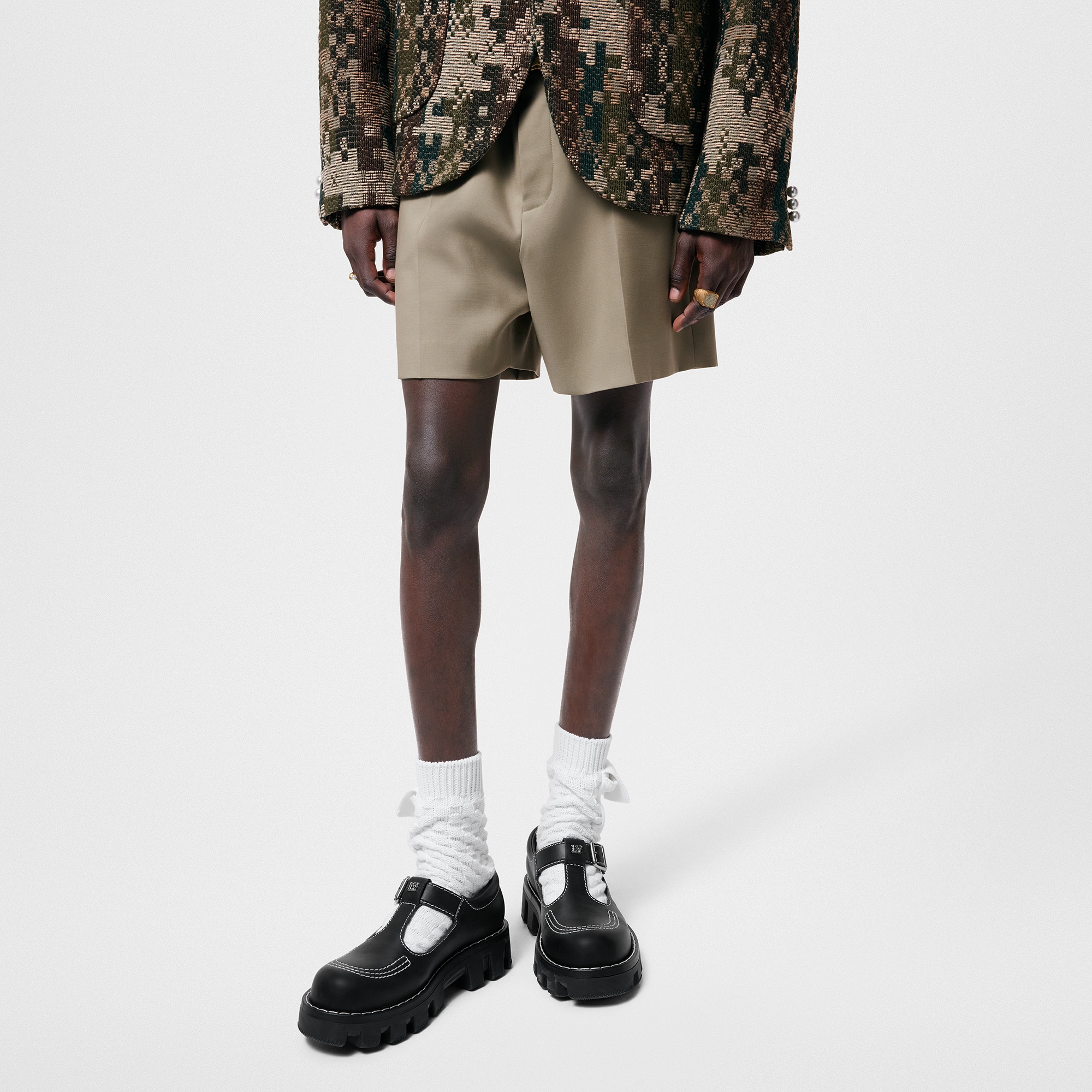 LV Checker Mary Jane  in Pria