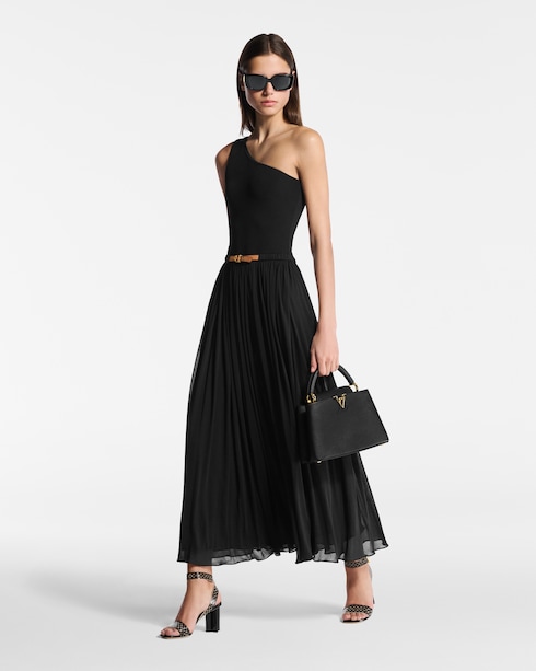 LV Circle Large Cat Eye Sunglasses . in Women's Accessories Sunglasses collections by Louis Vuitton